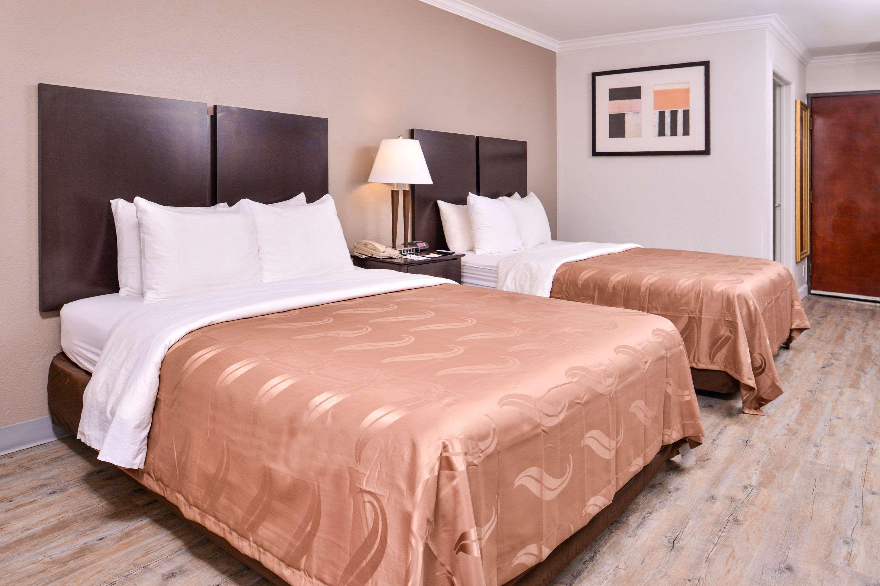 Quality Inn & Suites بومونت المظهر الخارجي الصورة