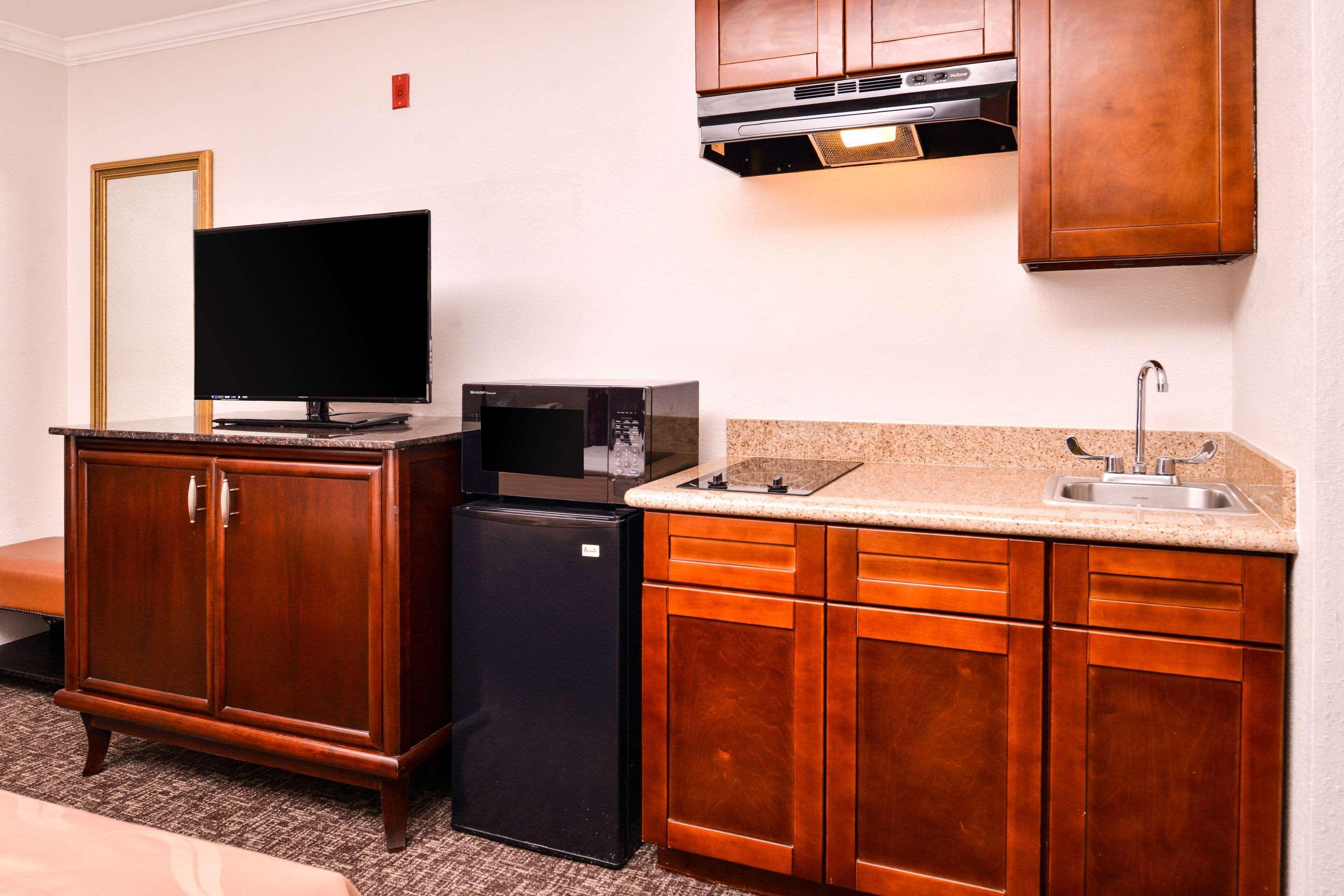 Quality Inn & Suites بومونت المظهر الخارجي الصورة