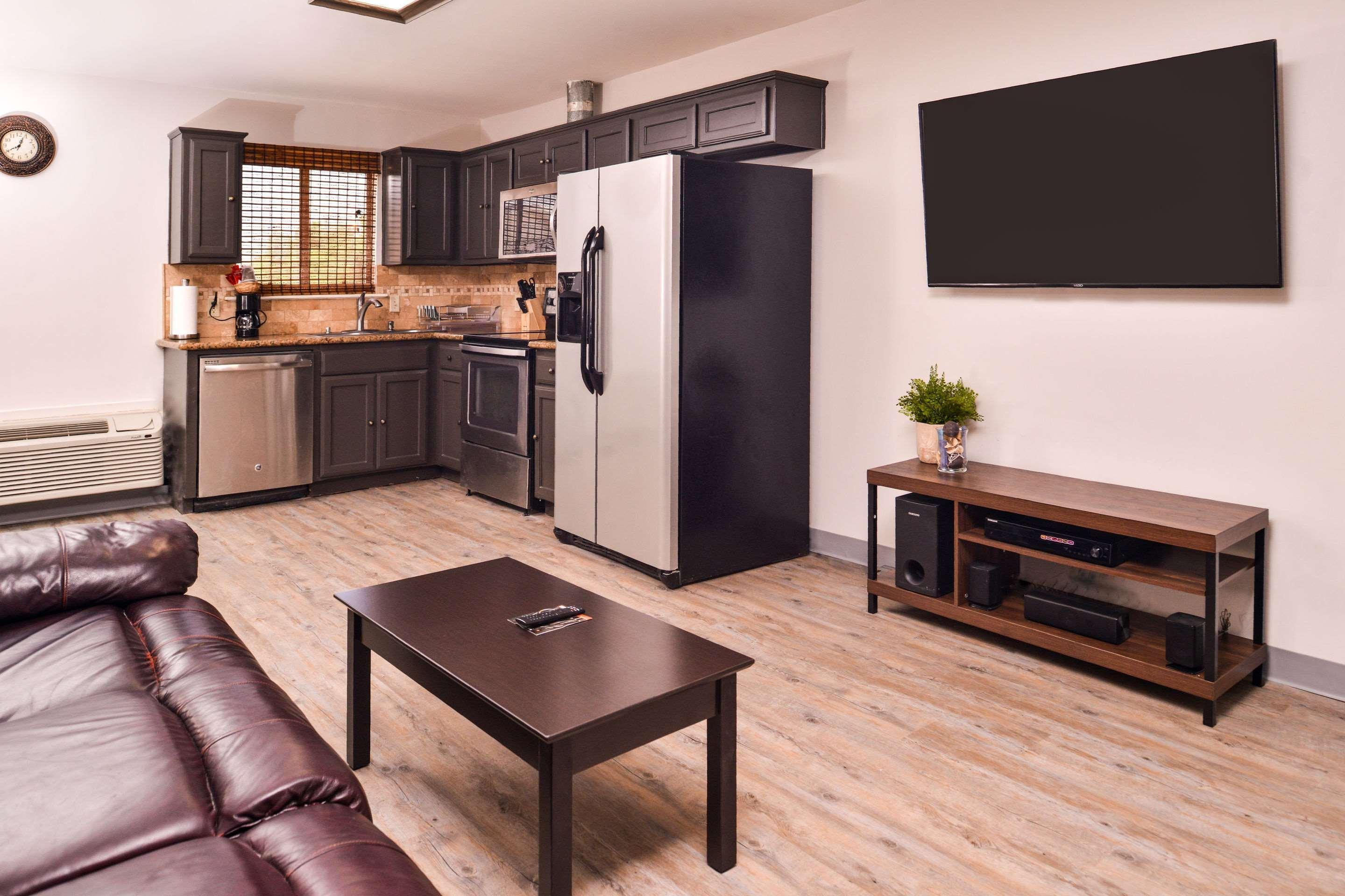 Quality Inn & Suites بومونت المظهر الخارجي الصورة
