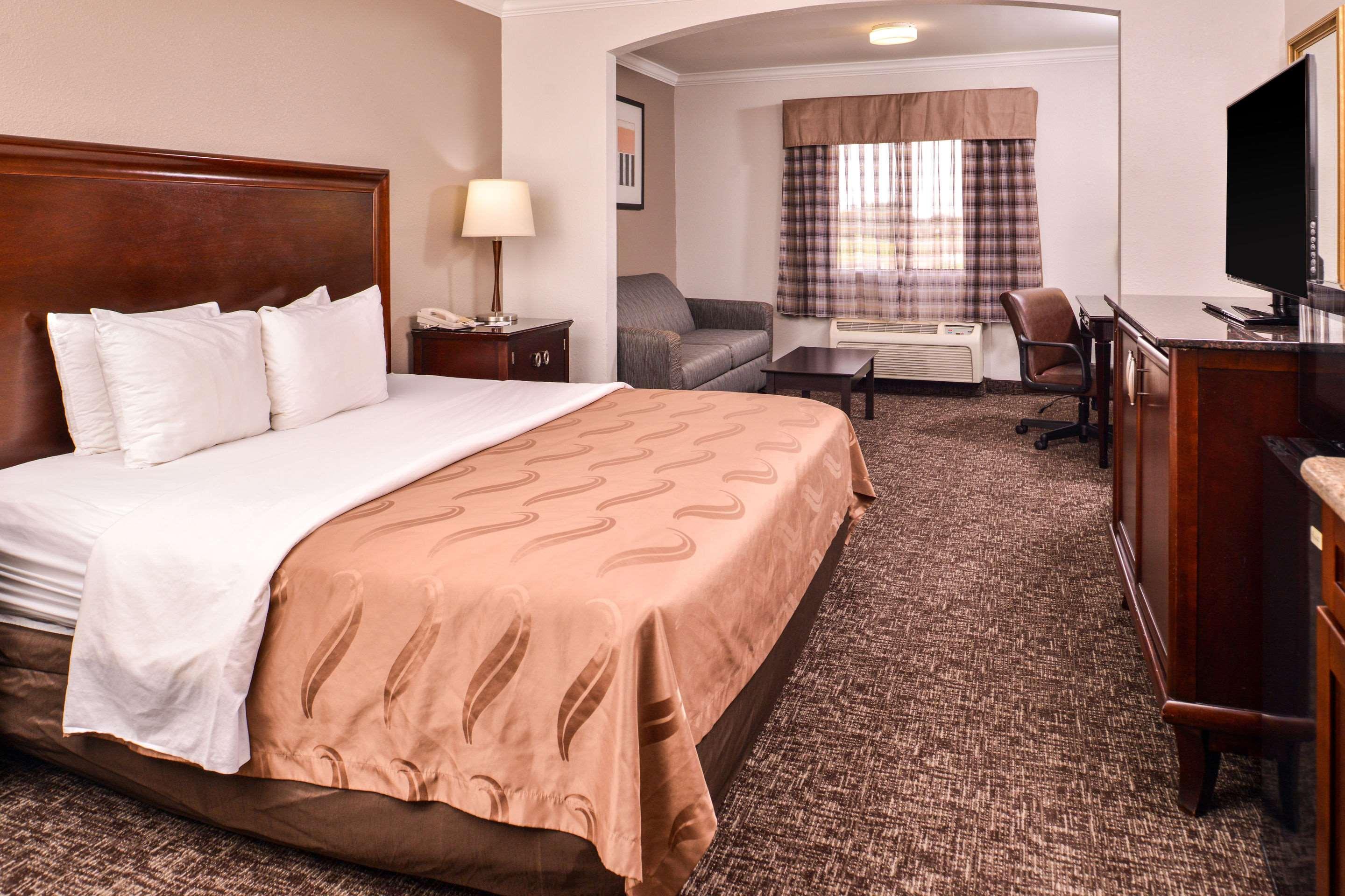 Quality Inn & Suites بومونت المظهر الخارجي الصورة
