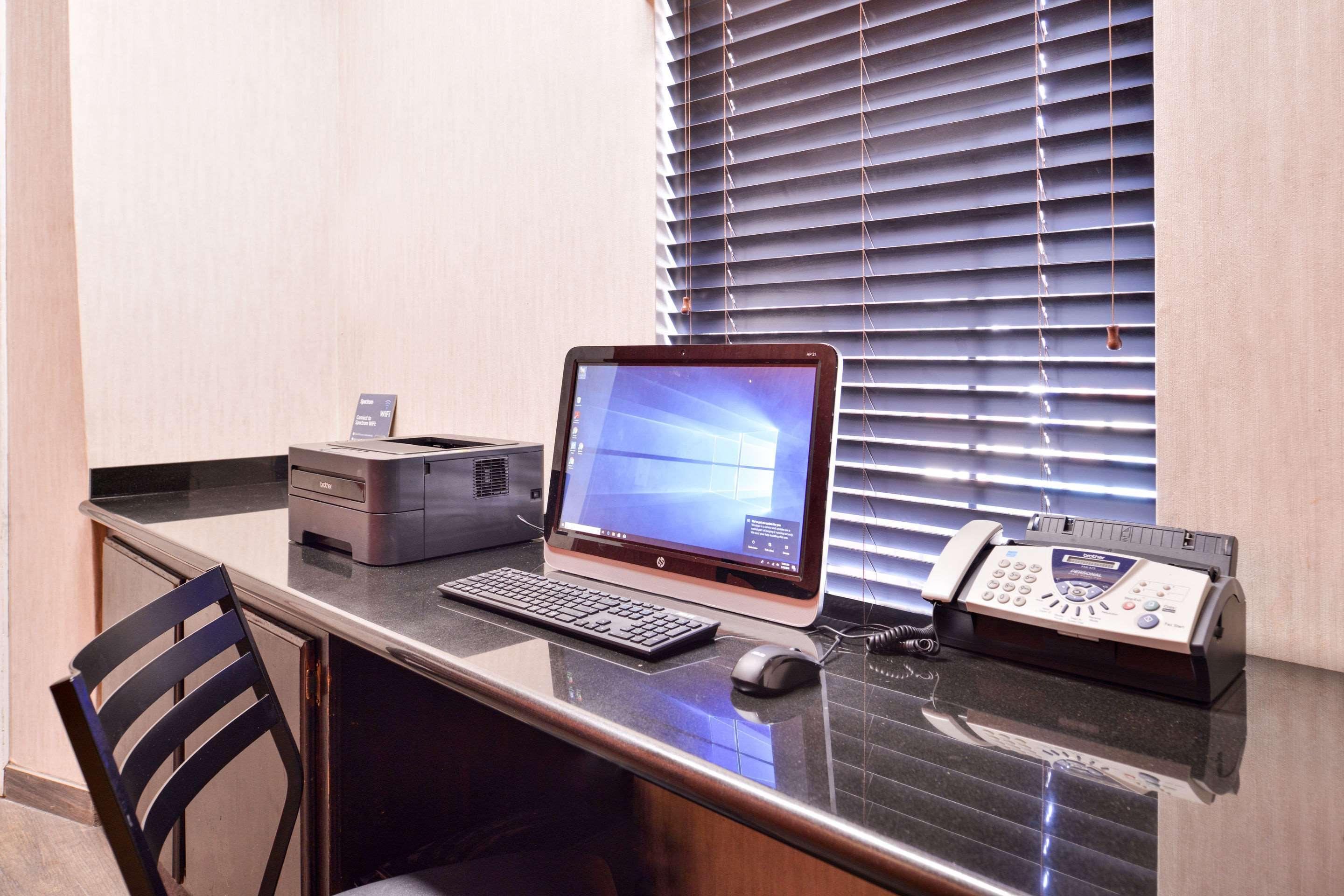 Quality Inn & Suites بومونت المظهر الخارجي الصورة