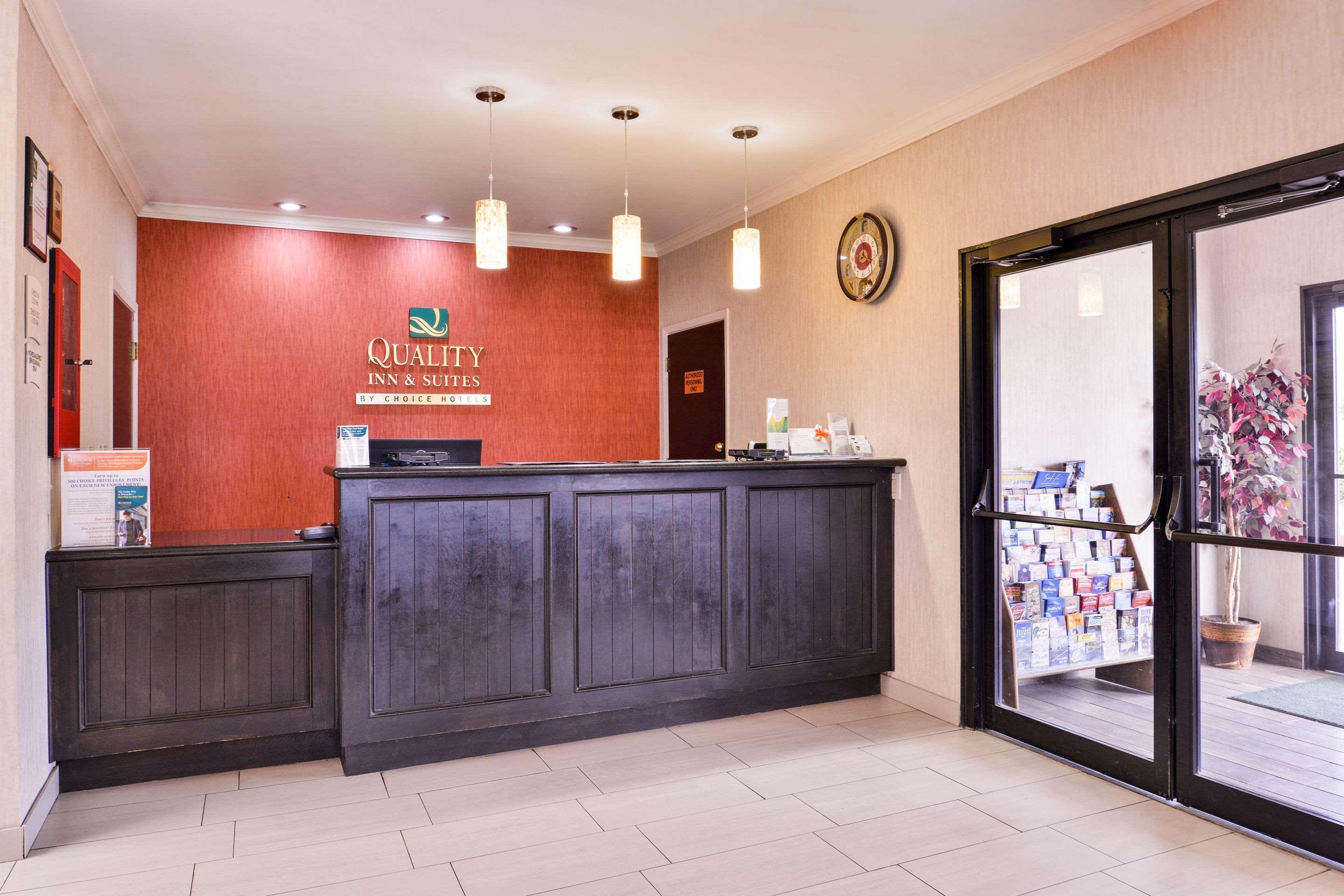 Quality Inn & Suites بومونت المظهر الخارجي الصورة