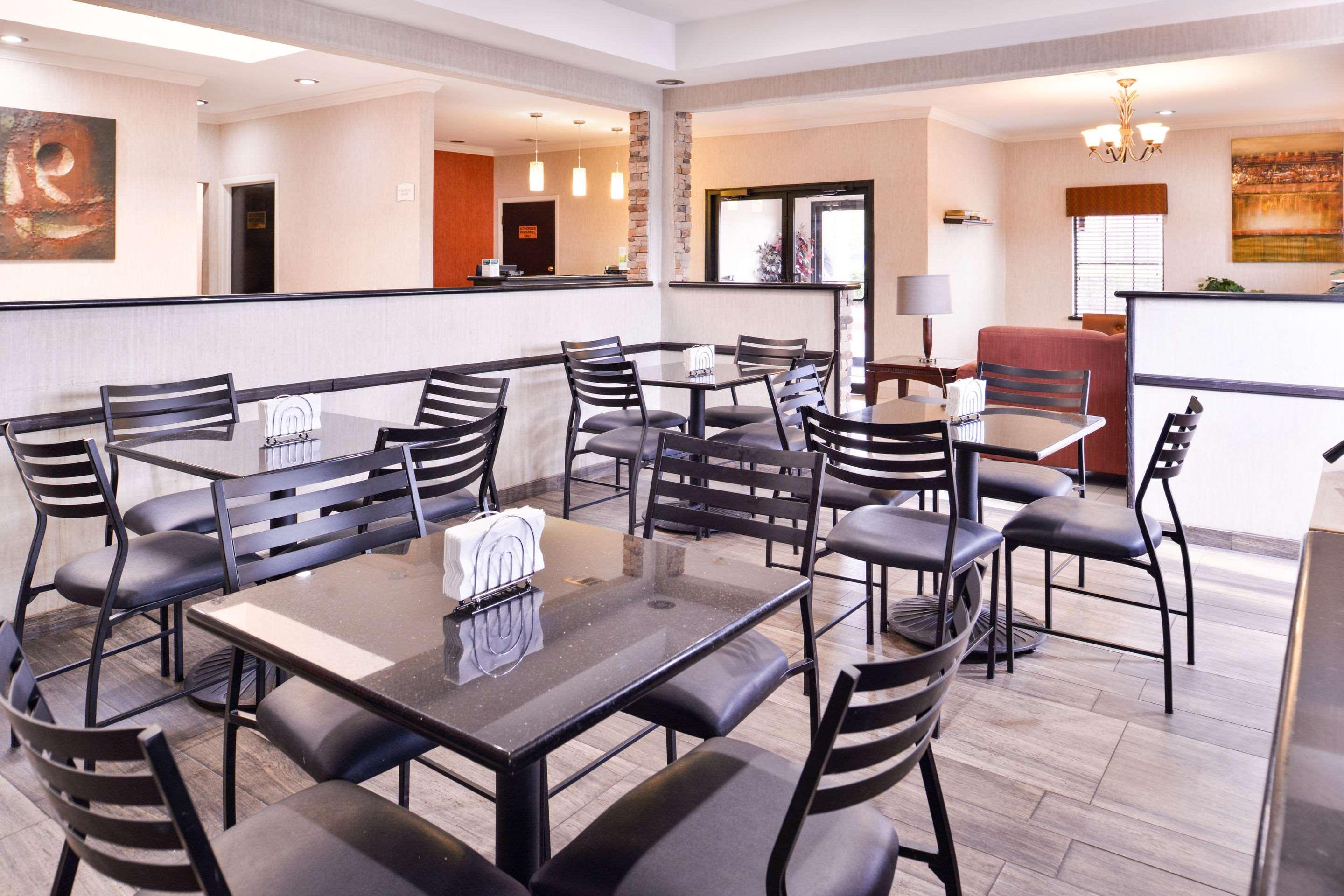 Quality Inn & Suites بومونت المظهر الخارجي الصورة