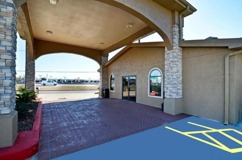 Quality Inn & Suites بومونت المظهر الخارجي الصورة