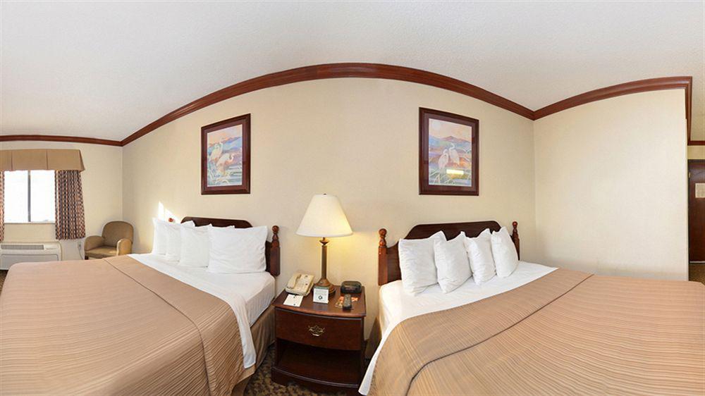 Quality Inn & Suites بومونت المظهر الخارجي الصورة